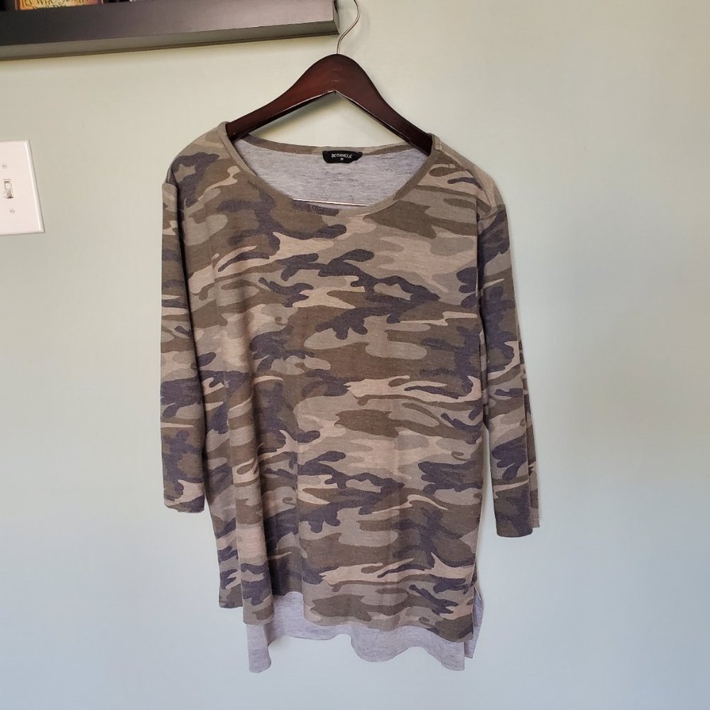 Soft camo top w/ jersey sleeves (2XL)
